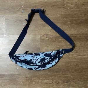 Nike Blue and Gray Camouflage Belt Bag